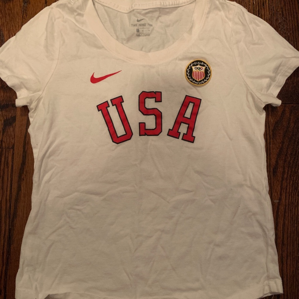 Girl’s nike USA olympic shirt